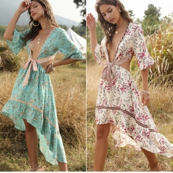 Pink Floral Bohemian Maxi Dress - Picture 2 of 16